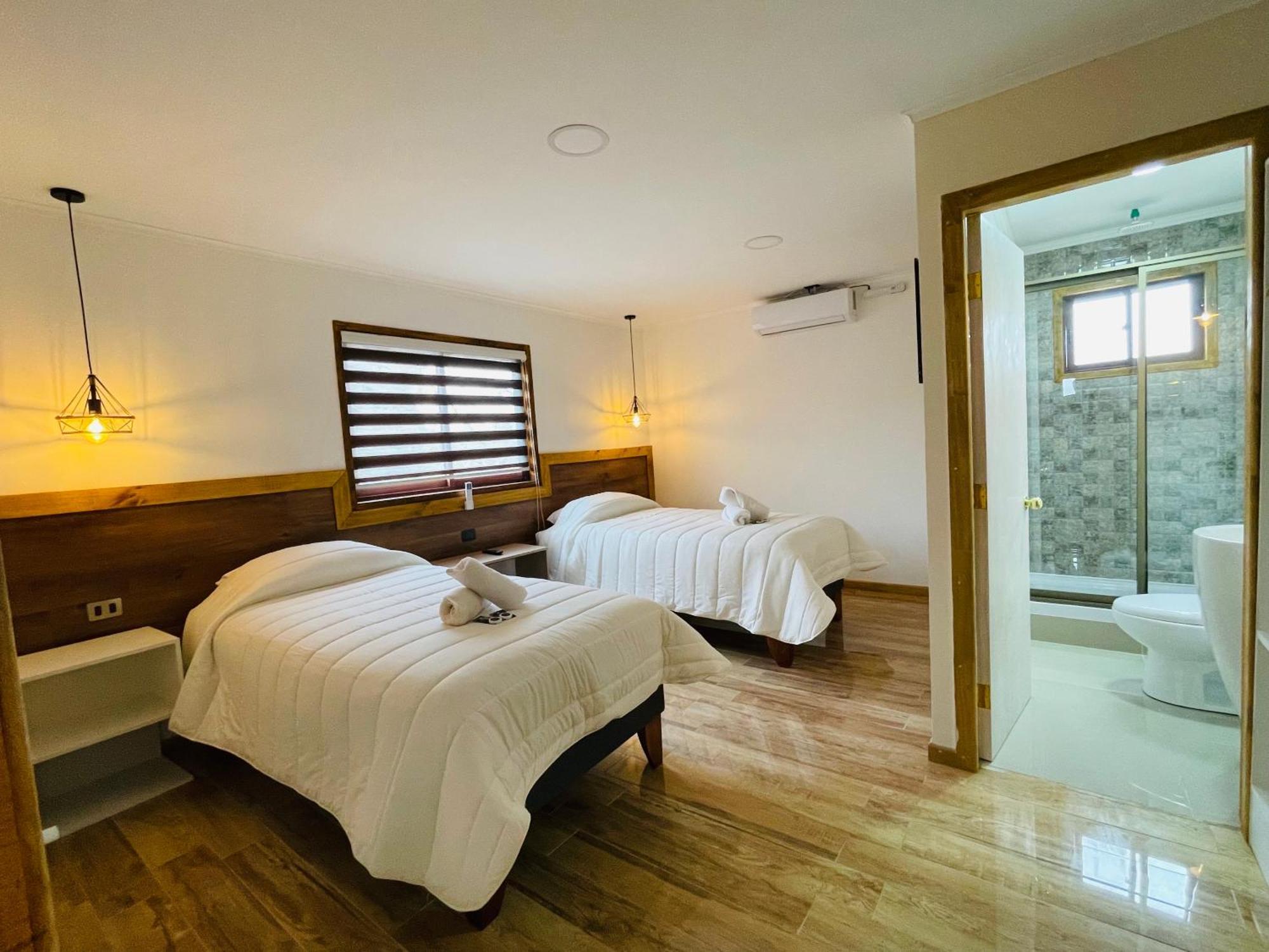 Residencial Victoria Said 호텔 리나레스 외부 사진
