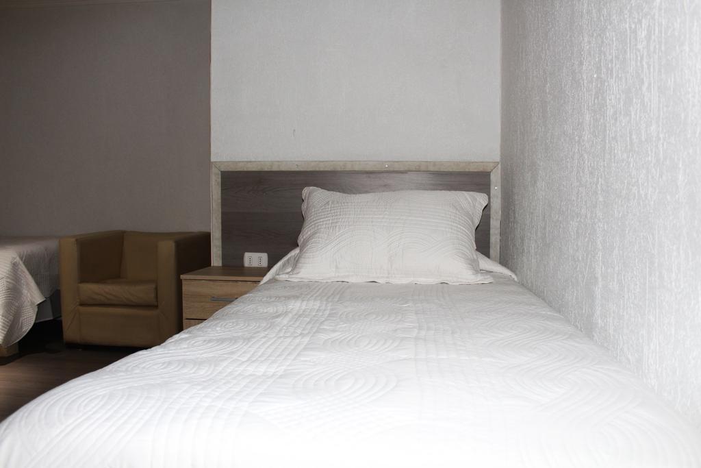 Residencial Victoria Said 호텔 리나레스 외부 사진