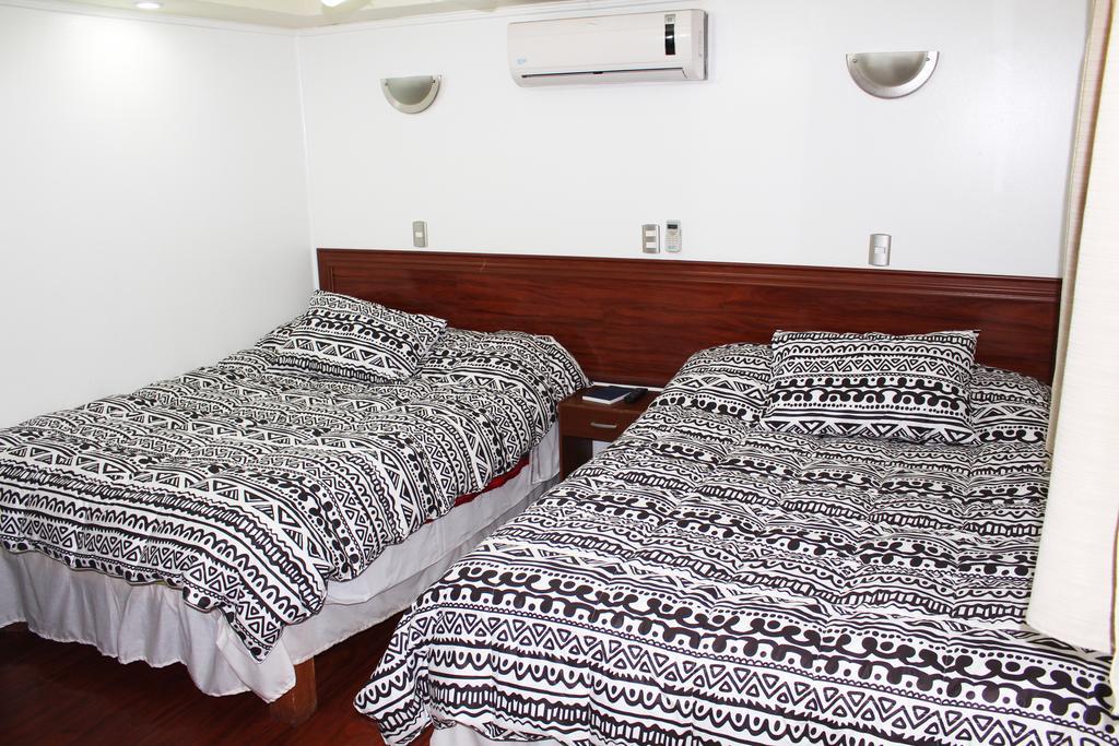 Residencial Victoria Said 호텔 리나레스 외부 사진